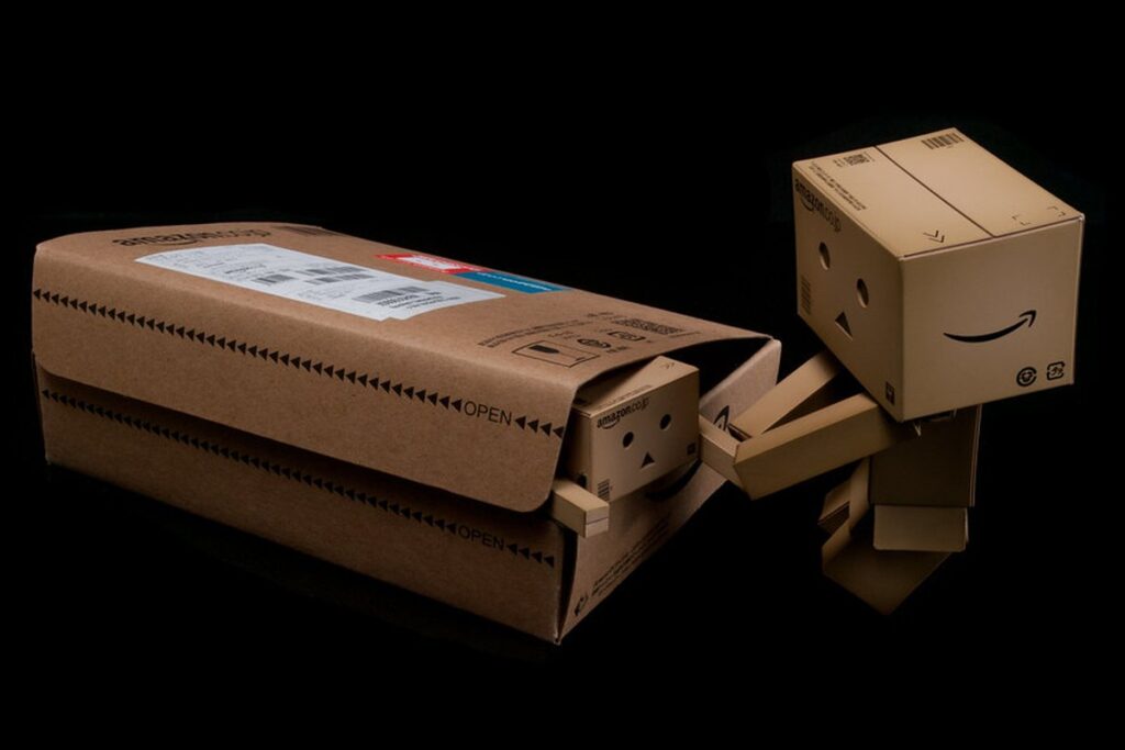 Refillable Beauty Packaging: How to Design Boxes for Repeat Purchases